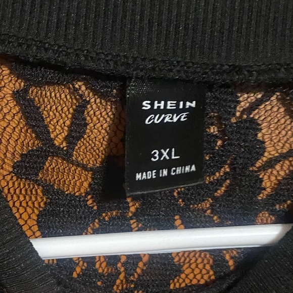 Black lace bodysuit - Picture 3 of 3